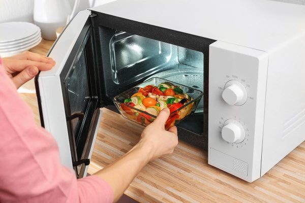 3 Microwave Recipes Perfect for Making a Quick and Easy Meal